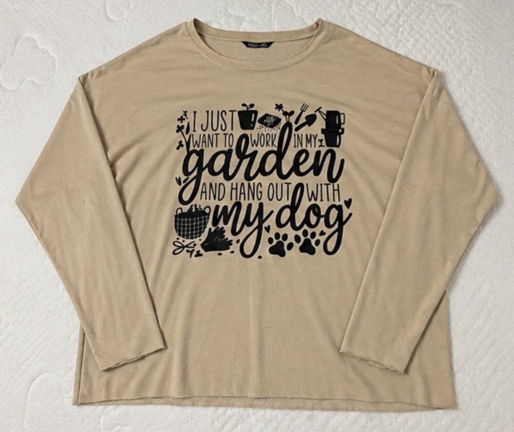 LILICLOTH Garden Dog Graphic Long Sleeve Shirt Women’s Medium Beige Casual Tee